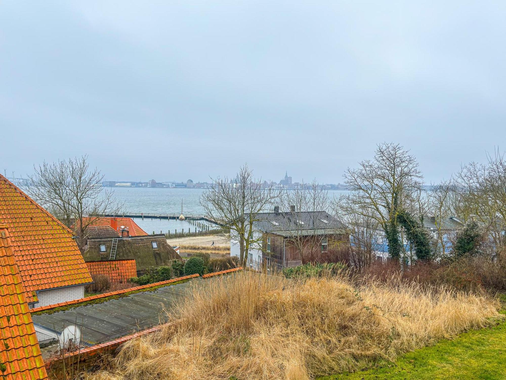 Ferienwohnung Sundueberblick - 150 Meter Zum Strand Altefahr Exterior photo